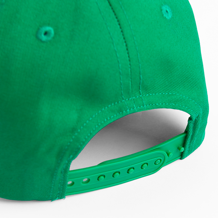 Green hat with N print