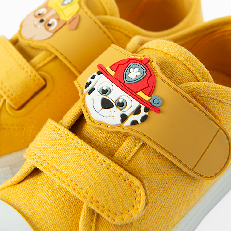 Paw Patrol sneakers with scratch