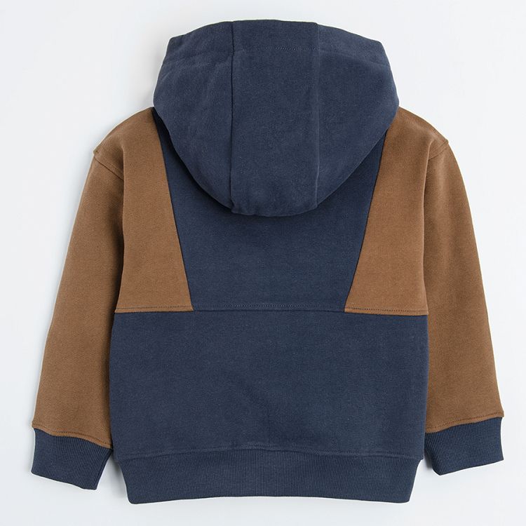 Hooded sweatshirt