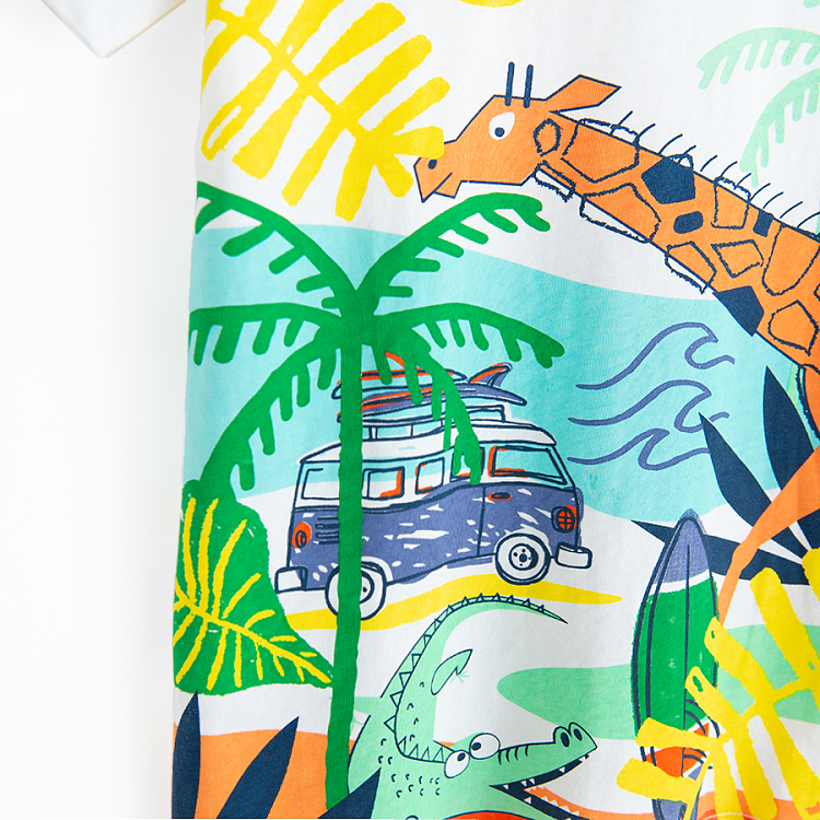 White T-shirt with summer vacations print