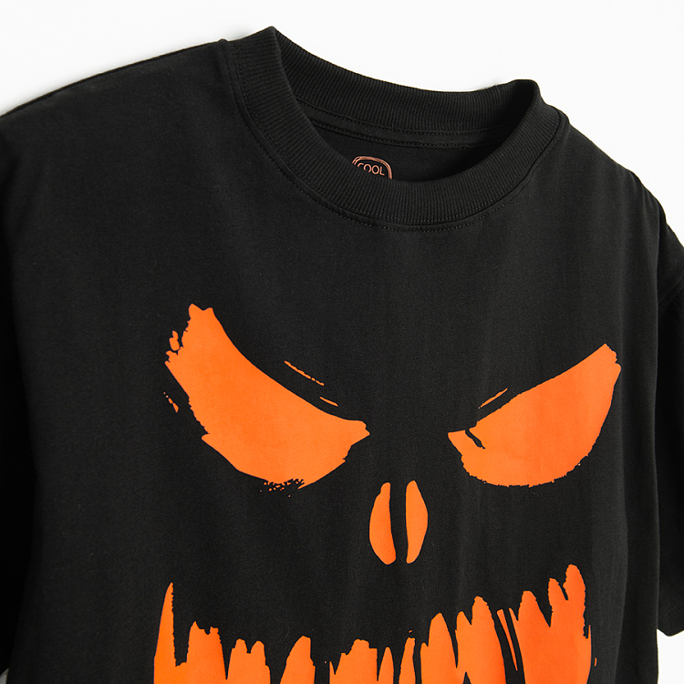 Black T-shirt with halloween print