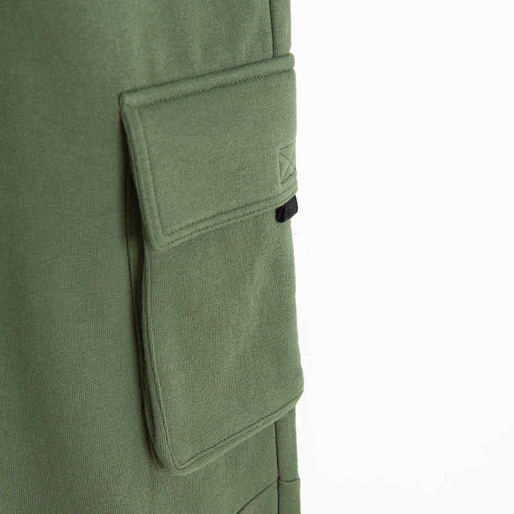 Khaki jogging pants with external side pockets