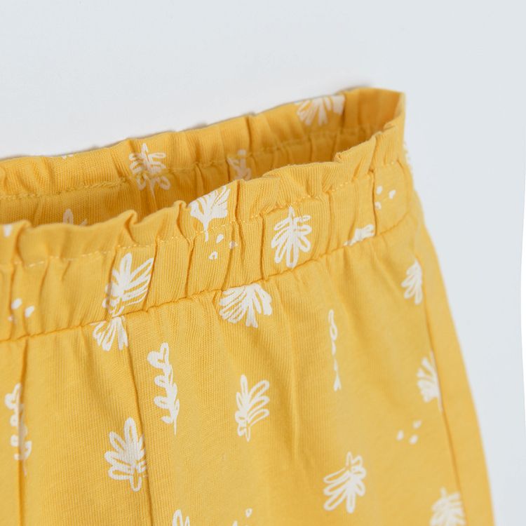 White with desert print and yellow with palm tree leaves shorts - 2 pack