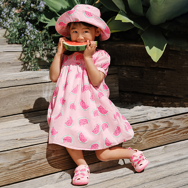 Σετ φόρεμα κοντομάνικο ροζ με στάμπα καρπούζια και ασορτί καπέλο