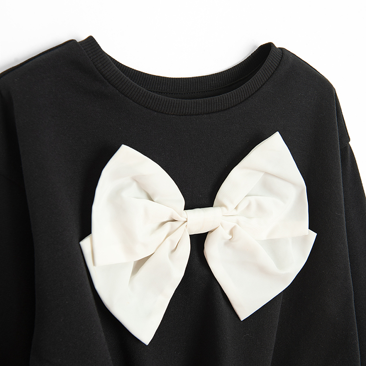 Dark grey sweatshirt with white bow