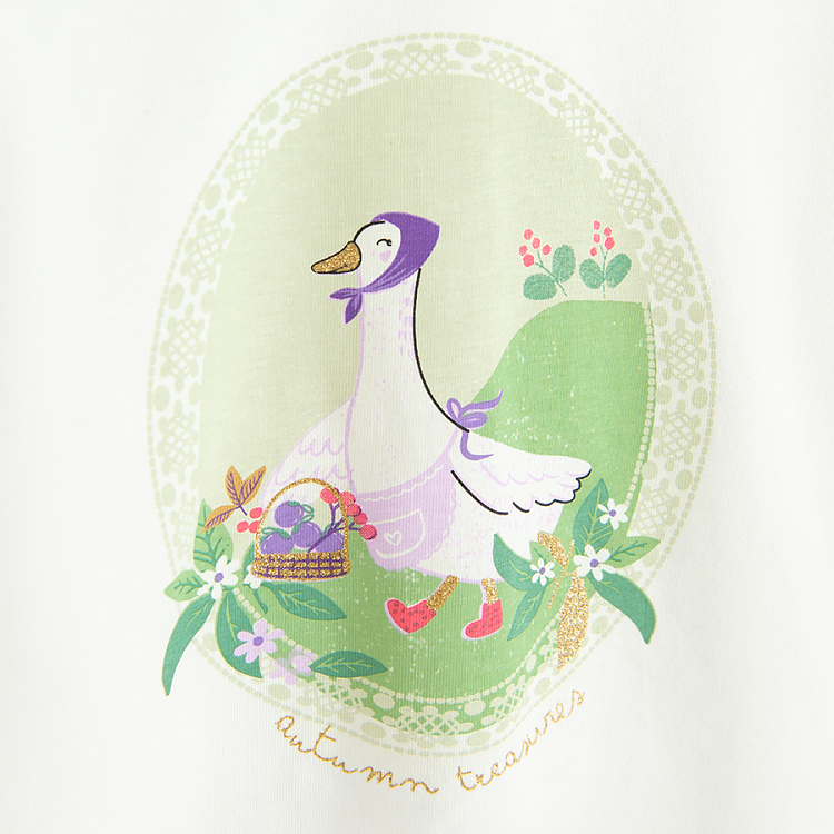 White blouse with mommy goose print