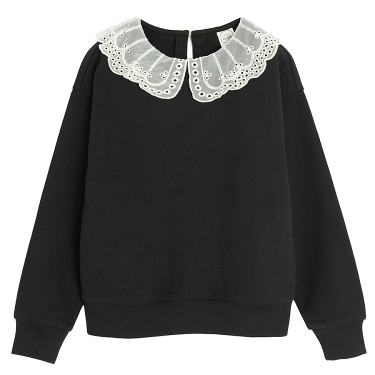 Black sweatshirt with white collar