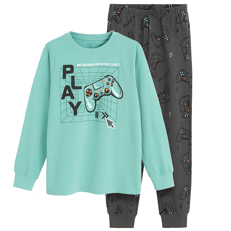 Long sleeve blouse and pants pyjamas with computer games print- 2 pieces