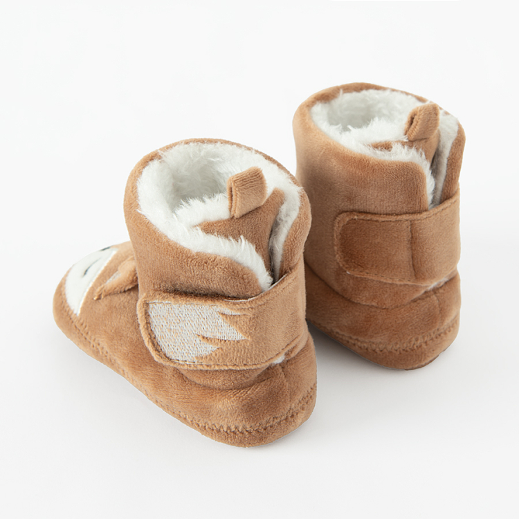 Brown newborn slippers with the shape of fox Coolclub