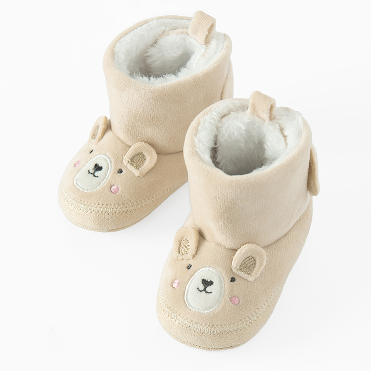 Light brown newborn slippers with the shape of bear