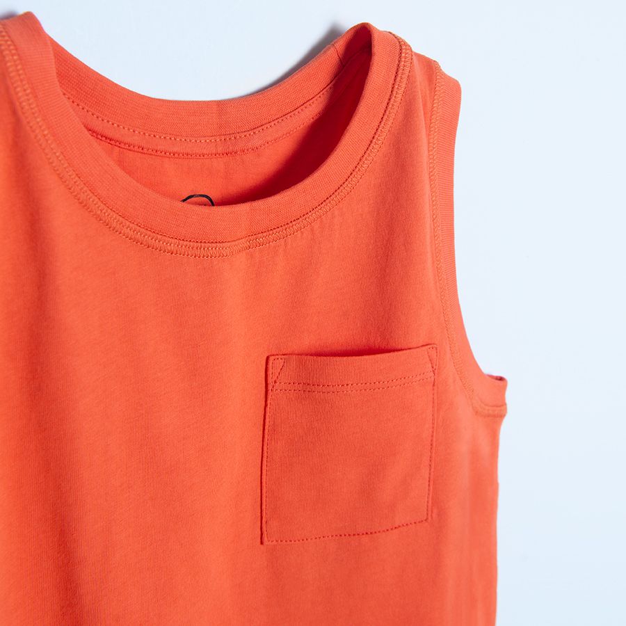 Red sleeveless T-shirt with chest pocket