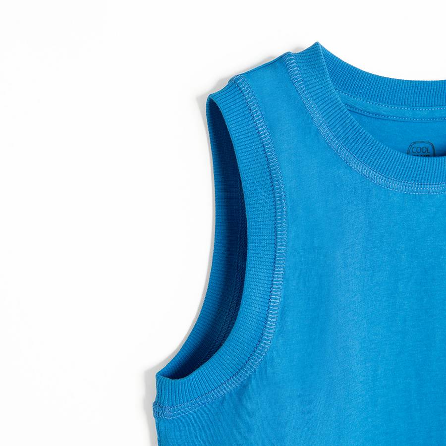 Blue sleeveless T-shirt