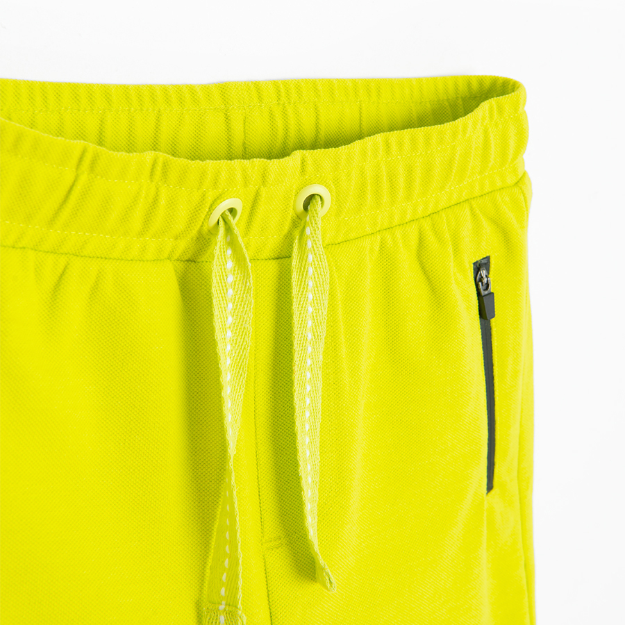 Yellow shorts with cord on the waist