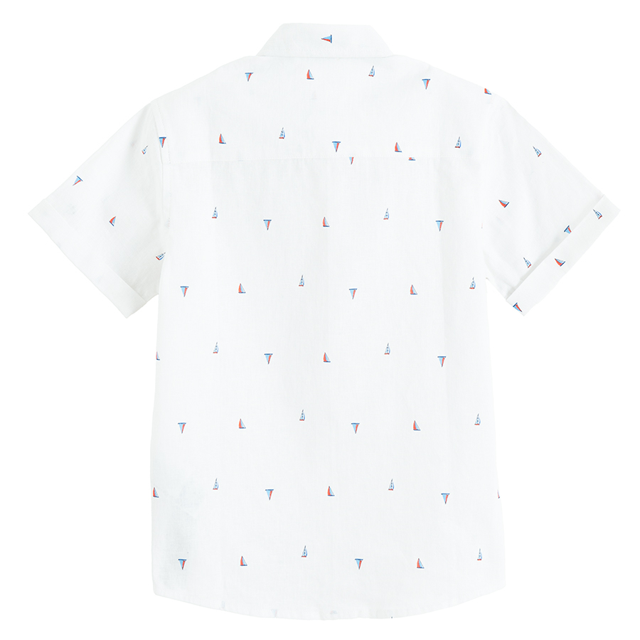 White short sleeve button down shirt with small boats print