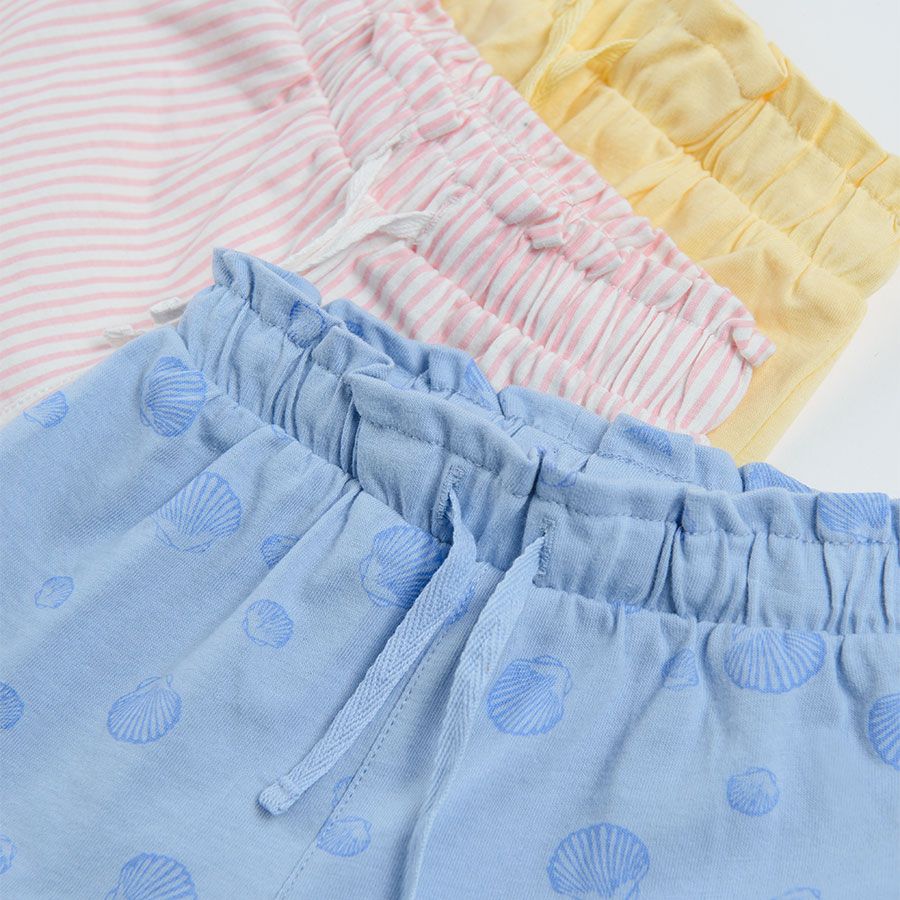 Light yellow blue and pink shorts with adjustable waist and pockets- 3 pack