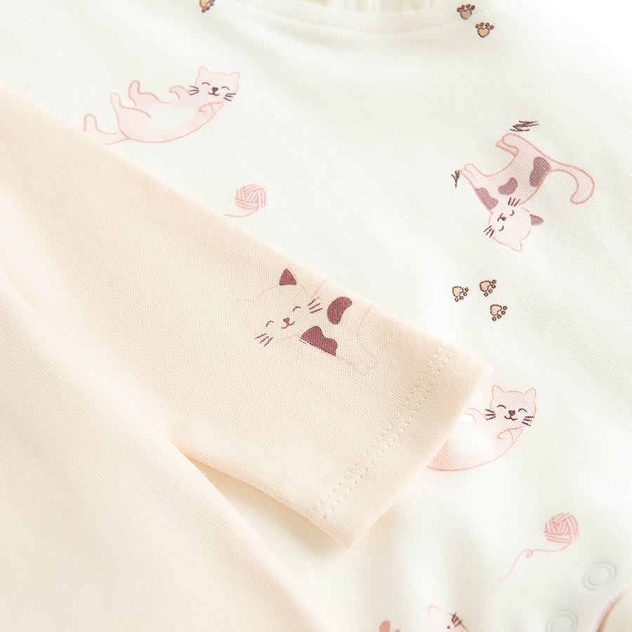 Ecru long sleeve bodysuit and footed overall with kittens print- 2 pieces