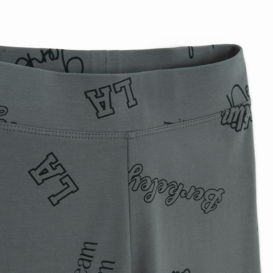 Grey wide leg leggings with various city names prints