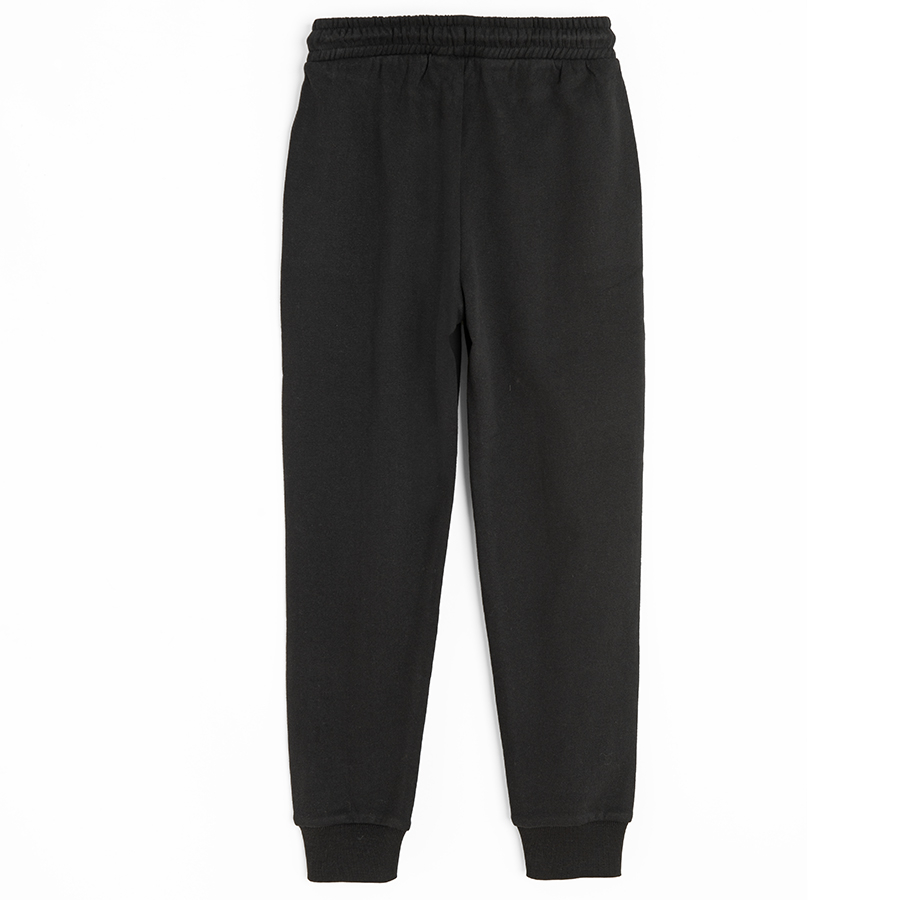 Black joigging pants